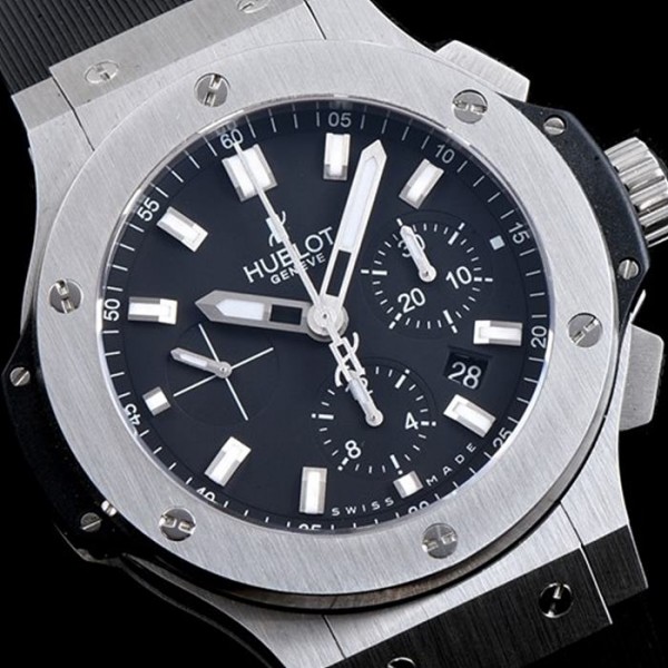 휴블럿(HUBLOT)빅뱅 에볼루션 스틸