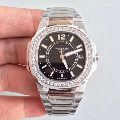 파텍필립(PATEK PHILIPPE)노틸러스 레이디 7011 블랙 다이아베젤