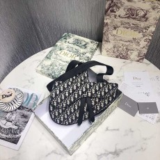 디올 오블리크 새들백 1ADPO093YKY_H28E 남성용